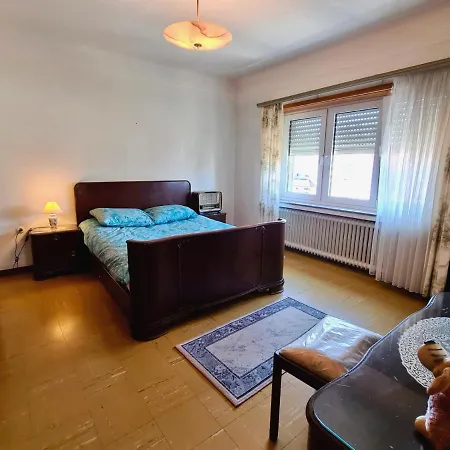 Entire 3br House W/ Big Garden And Parking Hébergement de vacances *