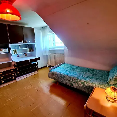 Entire 3br House W/ Big Garden And Parking * Pétange